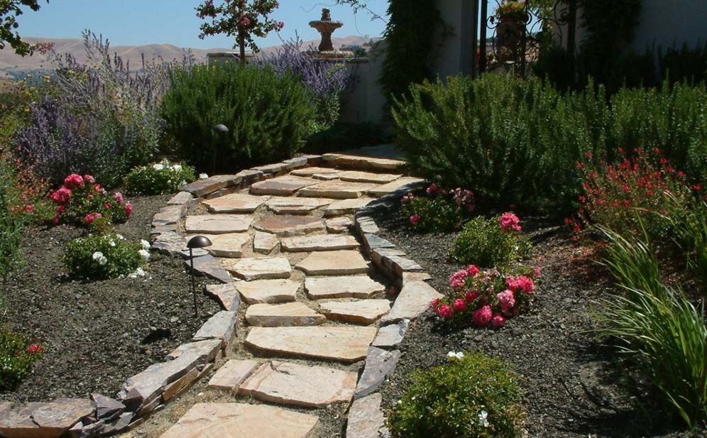 Curving Walk in Flagstone